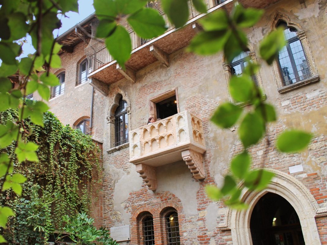 innsbruck-verona-julia-balkon-verona
