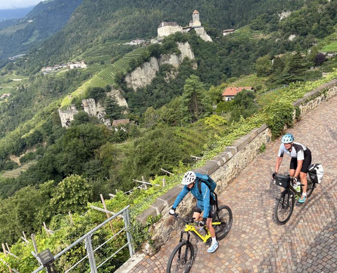 Dorf Tirol - Südtirol Radtour Dorf Tirol - Südtirol
